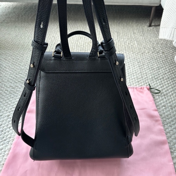 Black leather backpack - Picture 4 of 9